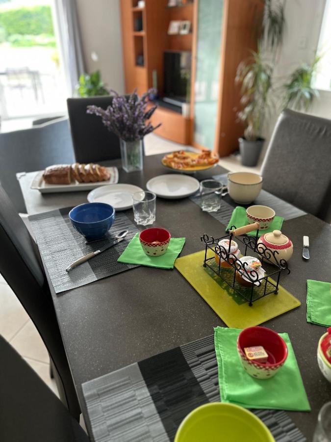 Maison Karmanor Monthoiron Eksteriør billede